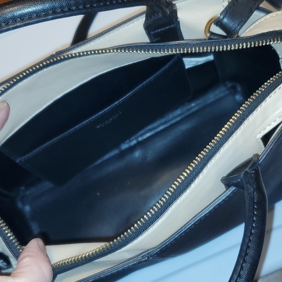 Zara Basics Collection Faux leather black bag. - Picture 3 of 8